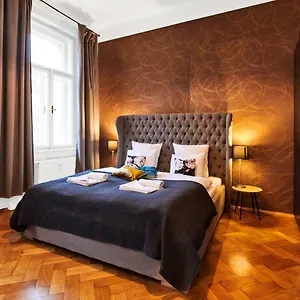 Apartmán Royal Route Lesser Town, Praha